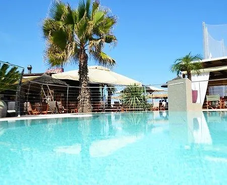 Lungomare Hotel 3*